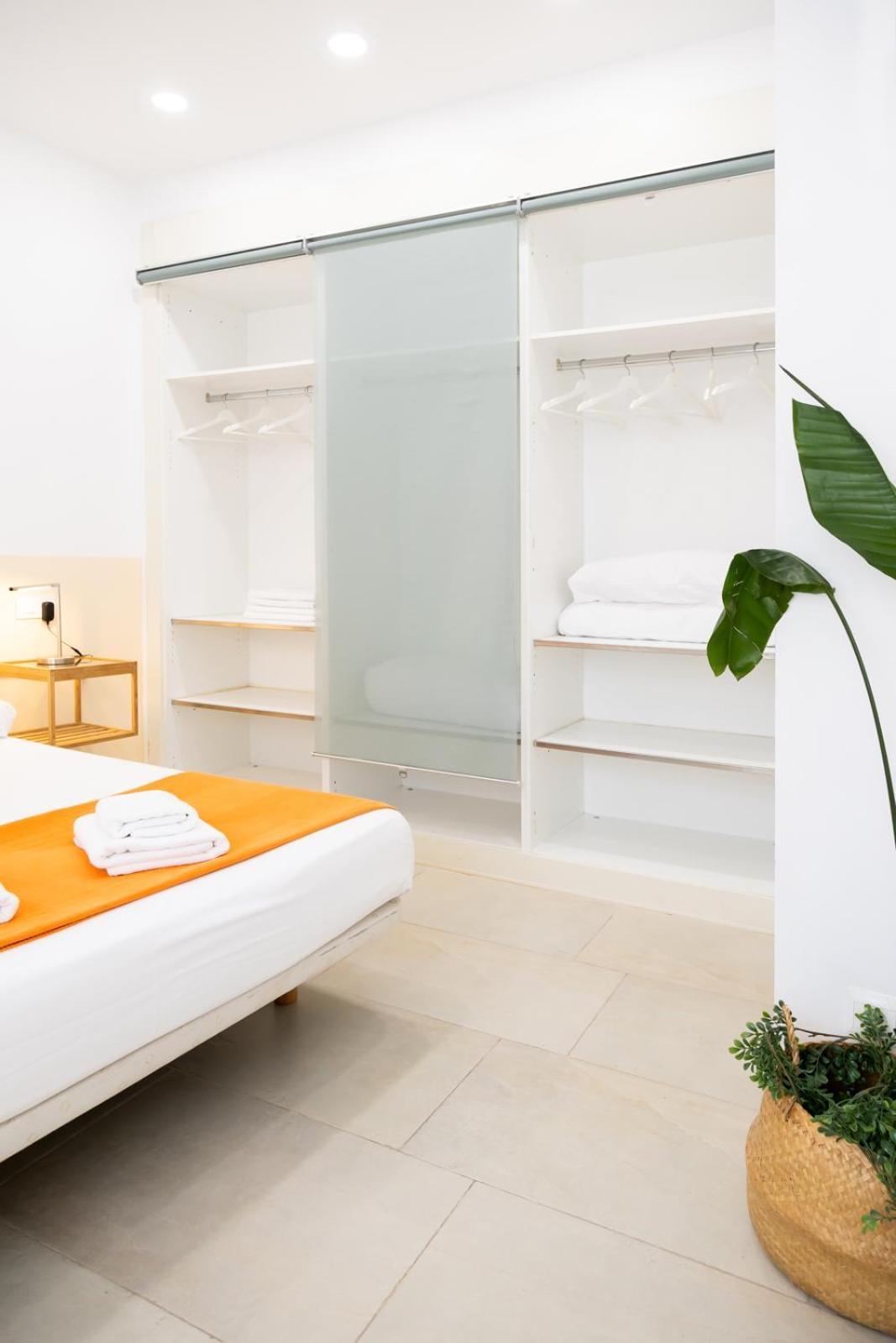 Nest Silence Apartment Валенсия Екстериор снимка
