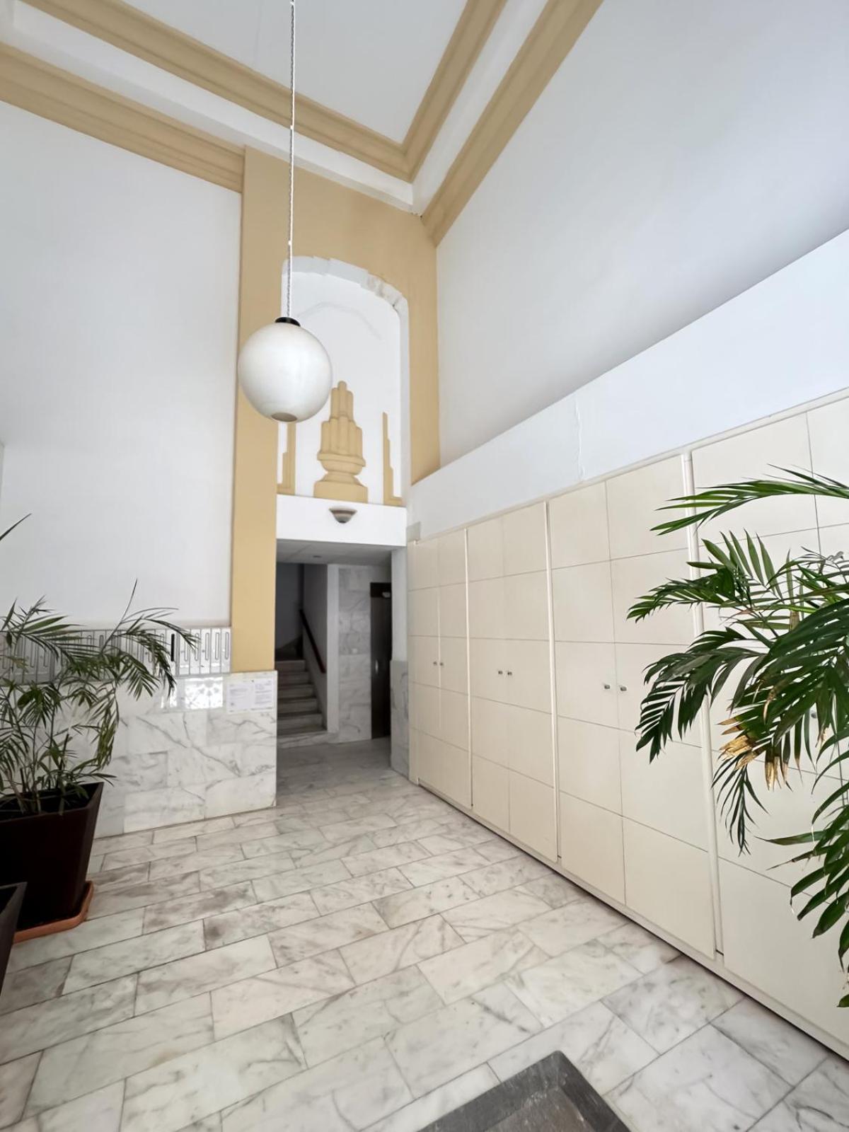 Nest Silence Apartment Валенсия Екстериор снимка